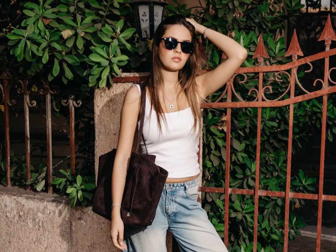 The Bag That Carries the Whole Day