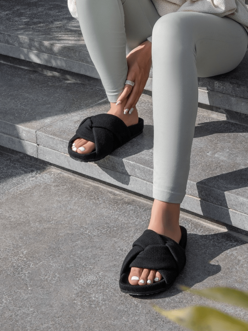 Mia black sandals cheap