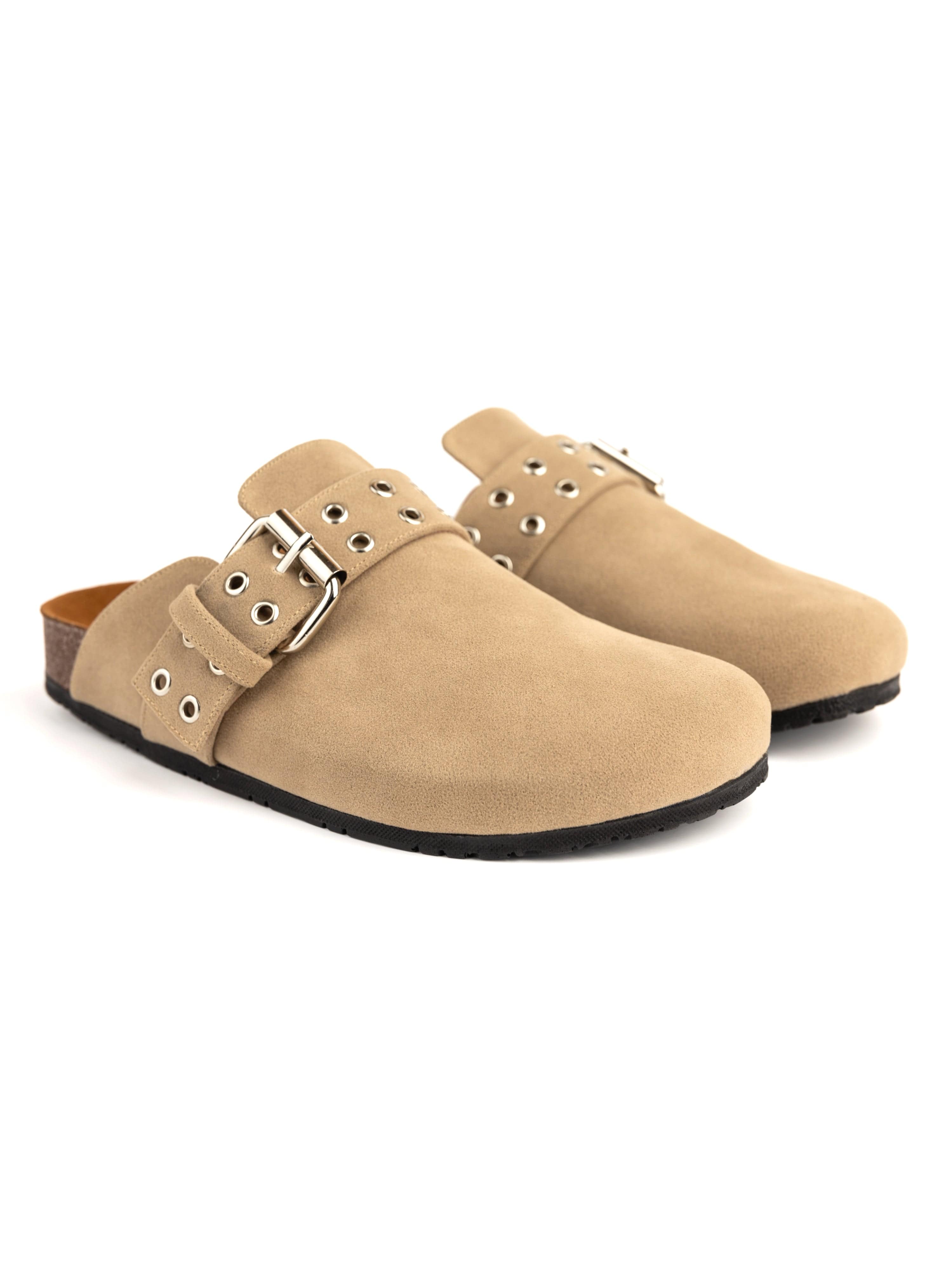 Shop Winter Slides at Zhivago | Zhivago