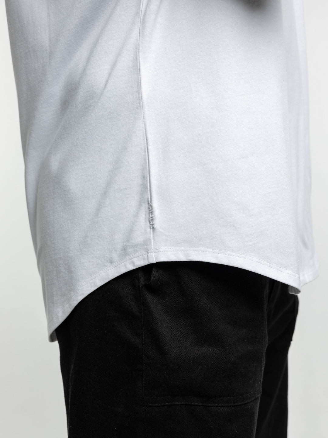 White Curved Hem T-Shirt: SLS Comfort – Zhivago